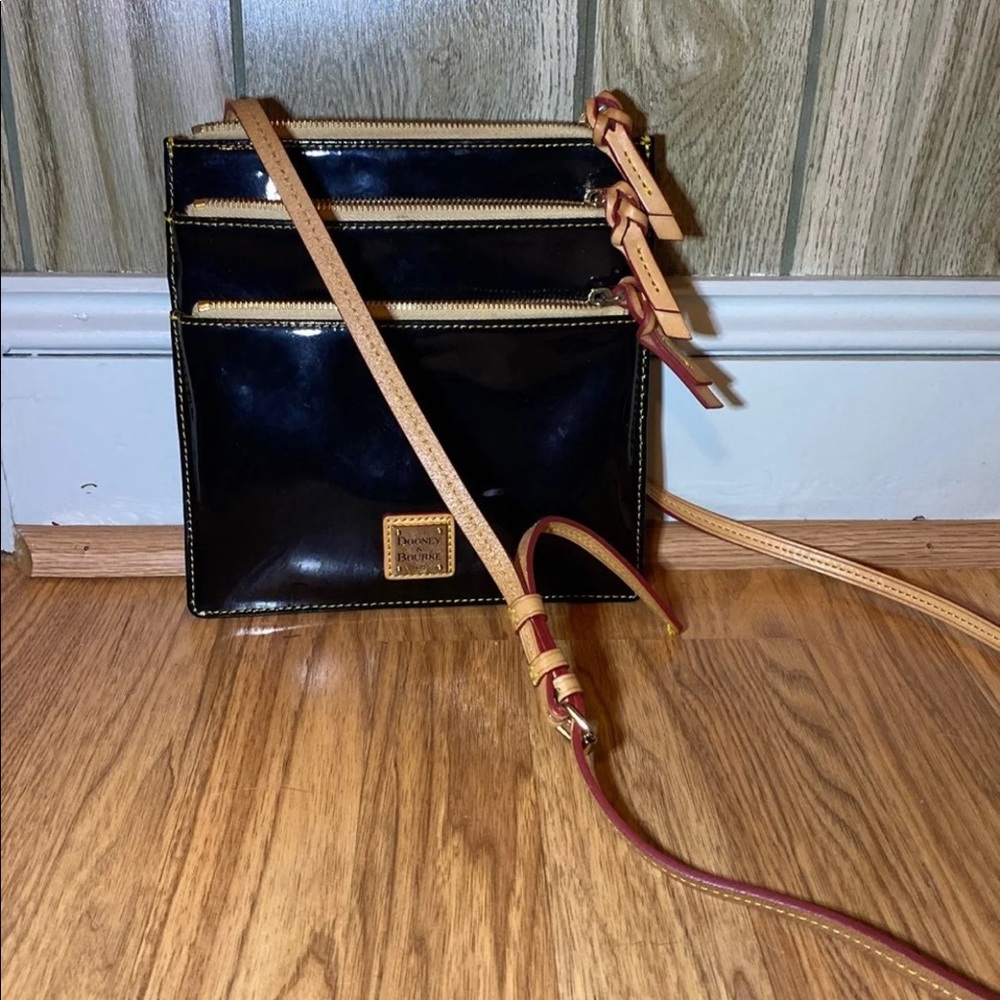 Black Dooney & Bourke Crossbody
